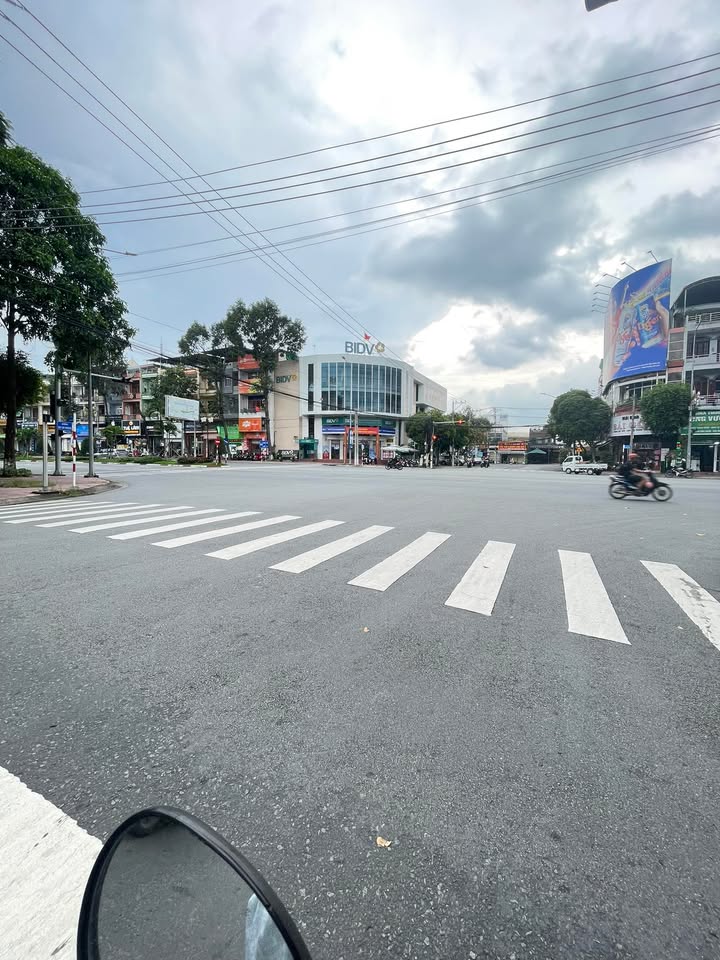 Nhà mặt tiền đường Bùi Chí Nhuận, Tân An, 64m² giá 12 tỷ - Vị trí đắc địa, thương lượng tốt!