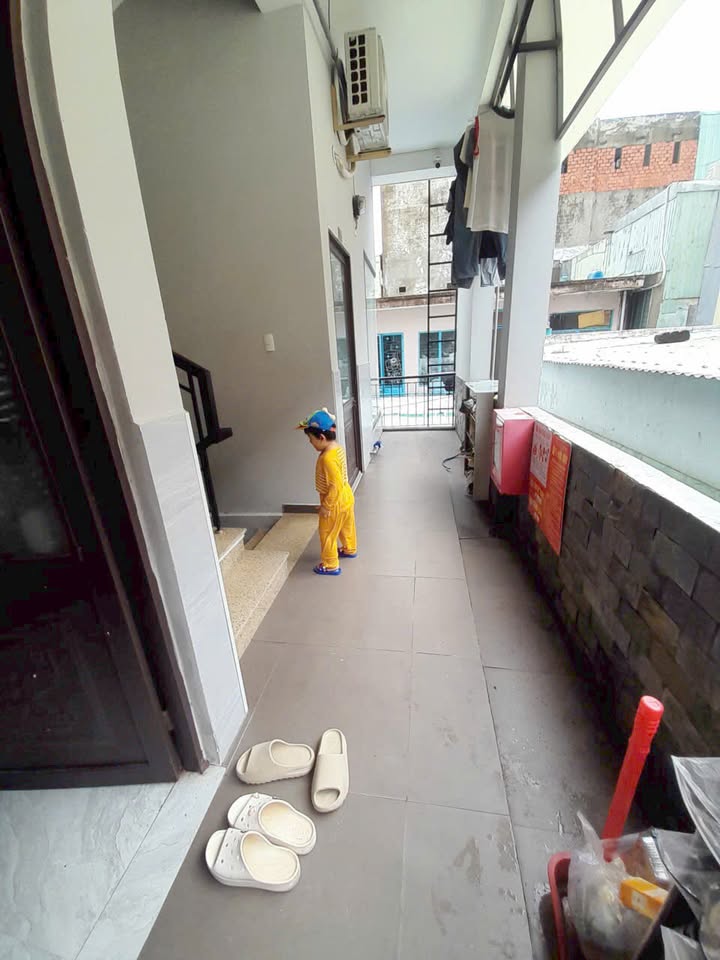 Dãy trọ 3 tầng tại Hải Châu 140m² giá 9.5 tỷ - Dòng tiền ổn định 55 triệu/tháng!