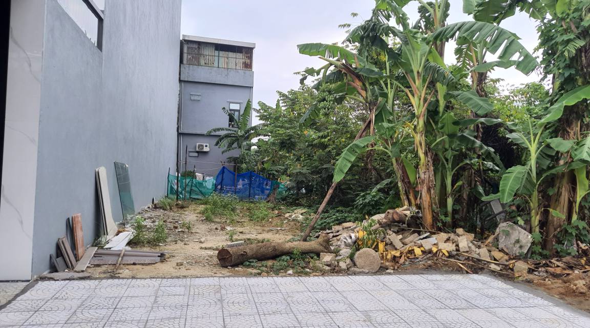 Nhà phố chính chủ bán gấp tại đường Trần Viện, Hòa Xuân, Đà Nẵng - Diện tích 120m², giá 5.69 tỷ!