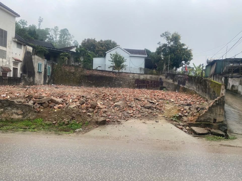 Lô đất mặt đường Quốc lộ Đô Lương 205m² giá 1.8 tỷ - Đầu tư sinh lời ngay!