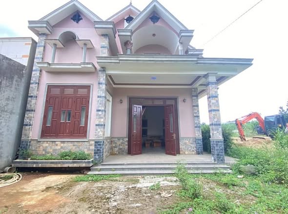 Nhà đất Phúc Thọ, Lâm Hà 700m² giá 2.8 tỷ - Sẵn ở ngay, mái thái đẹp!