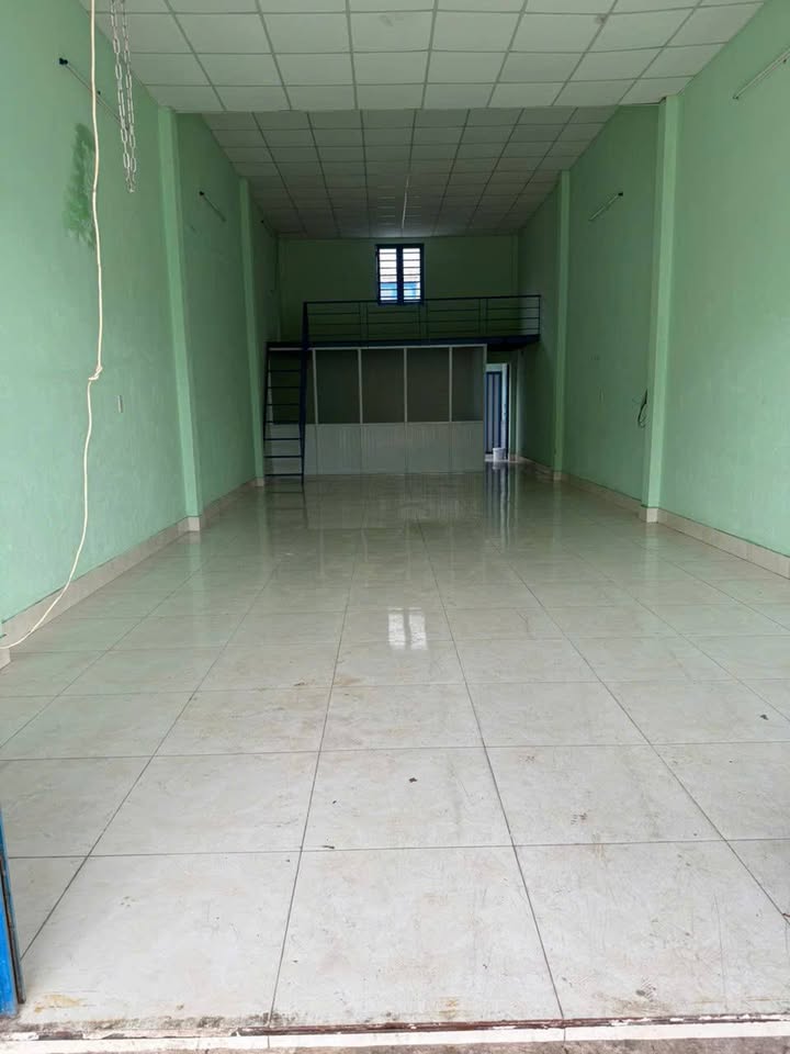 Cho thuê nhà kho 90m² tại Tân Bình, Dĩ An - Giá chỉ 5 triệu/tháng!