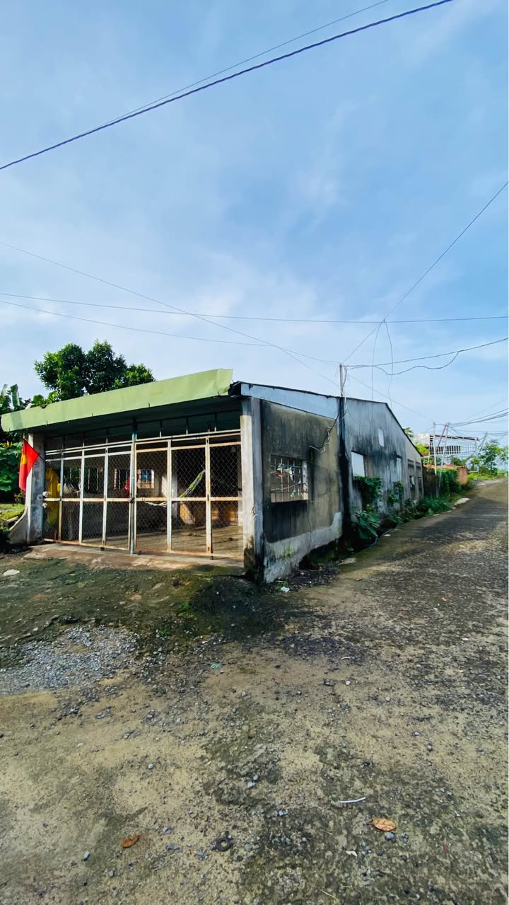 Nhà mặt tiền đường nhựa Tân Phú 184m² giá 1.35 tỷ - Lợi nhuận kinh doanh cao!