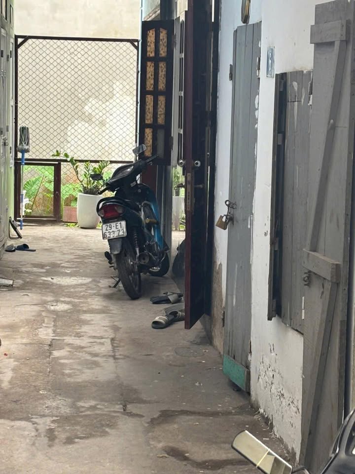 Nhà bán tại Liên Ninh, Thanh Trì - 40m² chỉ 3 tỷ - Vị trí phát triển mạnh mẽ!