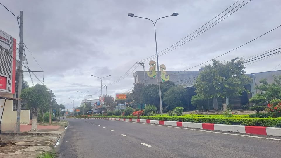 Đất thổ cư Hẻm 98 Nguyễn Huệ, Ayun Pa 319m² - Đường rộng, pháp lý rõ ràng!