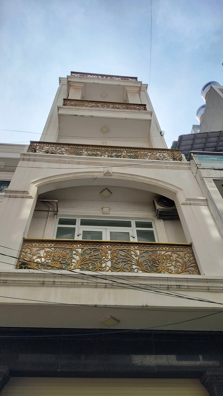 Nhà nguyên căn cho thuê hẻm xe hơi Lý Thường Kiệt, Q.10 - Phù hợp cho CHDV, Homestay!