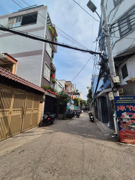 Nhà phố mặt tiền đường Phó Đức Chính, Bình Thạnh 64.5m² giá 14.5 tỷ - Đầu tư sinh lời ngay!