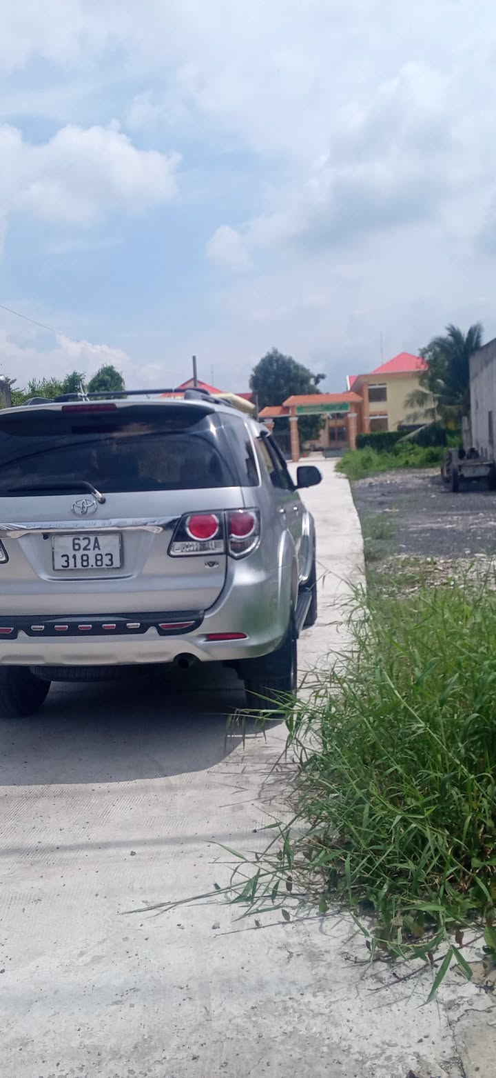 Nhà cấp 4 mặt tiền đường 816 Bến Lức 107m² giá 2.7 tỷ - Kinh doanh sầm uất!