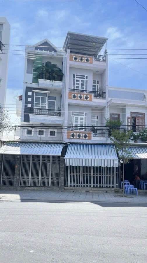 Nhà nguyên căn cho thuê đường Tôn Thất Tùng Nha Trang 80m² - Vị trí đắc địa gần khu đại học!