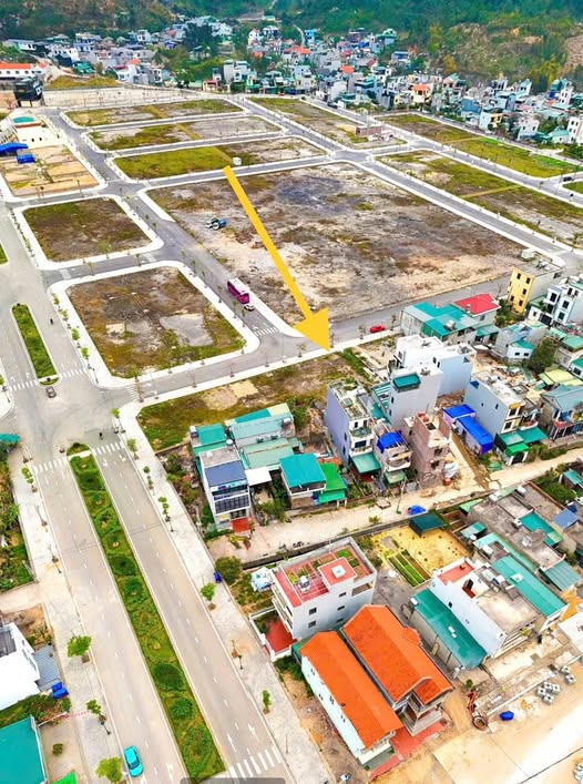 Đất kinh doanh Lideco Hạ Long 100m² giá 5 tỷ - Mặt tiền 5m, hướng Đông Bắc