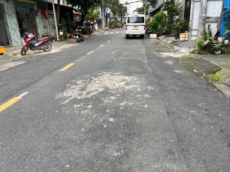 Nhà nguyên căn cho thuê tại Phú Thọ Hòa, Tân Phú 97m² - Vị trí đắc địa, tiện nghi đầy đủ!