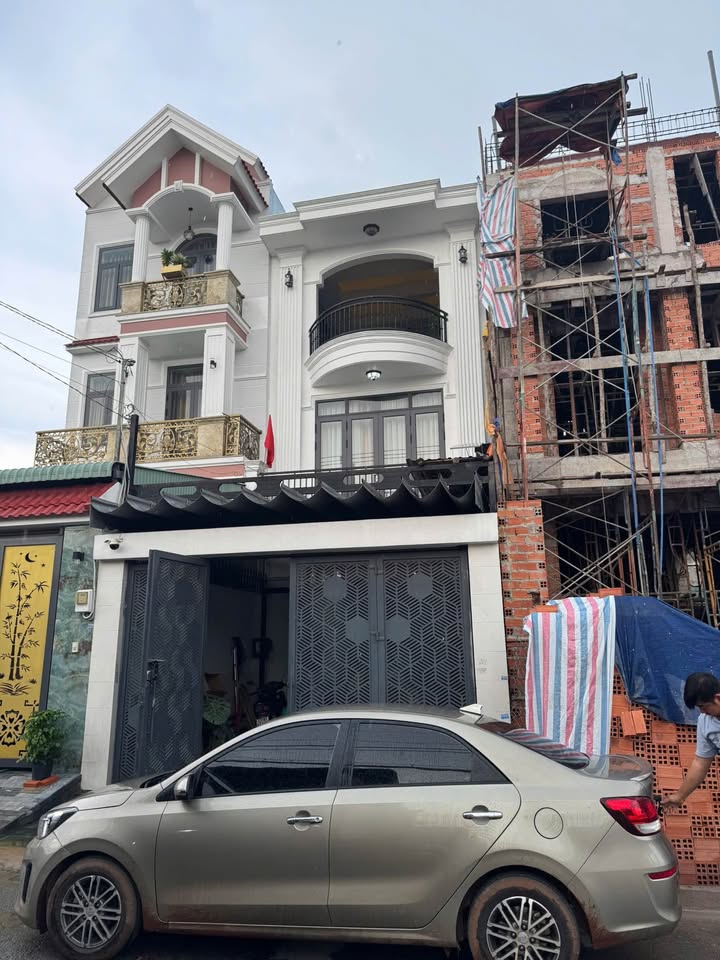 Nhà mặt tiền Ấp 3, xã Bà Điểm, 115m² giá 7.7 tỷ - Đầu tư sinh lời ngay!