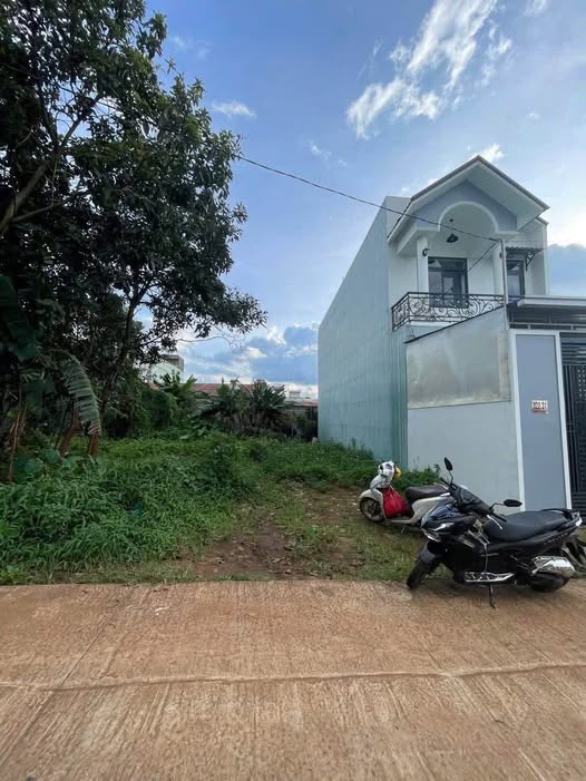 Đất nền hẻm 322 Trường Chinh, Pleiku 102m² giá 1.3 tỷ - Cần sang nhượng gấp!