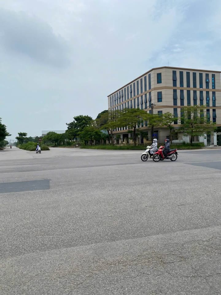 Đất nền Nguyên Khê Đông Anh 97m² giá 5.8 tỷ - Cơ hội đầu tư hiếm có!