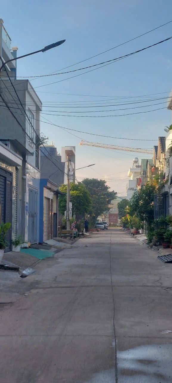 Đất nền khu dân cư Triệu Hoàng Long đường số 1, An Phú - 85m² - Giá 3.25 tỷ VND thương lượng nhẹ!