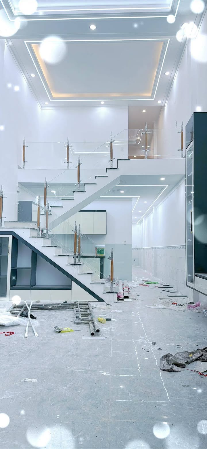 Nhà đẹp Thái Hòa Tân Uyên 60m² giá 2.95 tỷ - Sân xe hơi rộng, chính chủ bán!