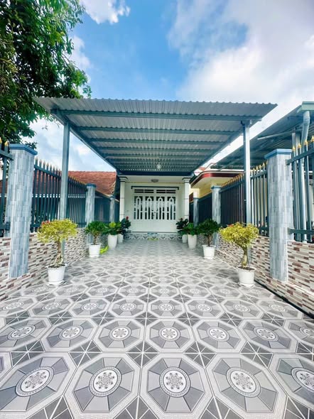 Nhà cấp 4 phường Chánh Hiệp 139.5m² giá 2 tỷ - Full nội thất, ô tô vào tận nhà!