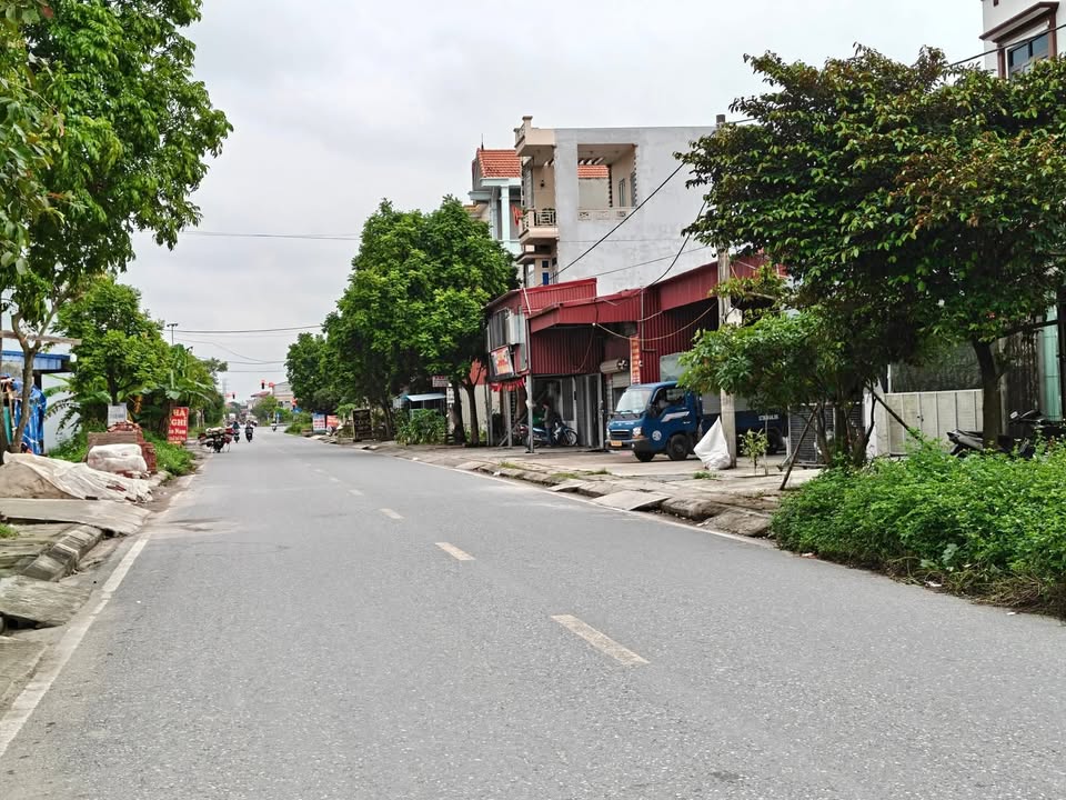 Nhà phố Hưng Hà 100m² giá thỏa thuận - Dọn về ở ngay!