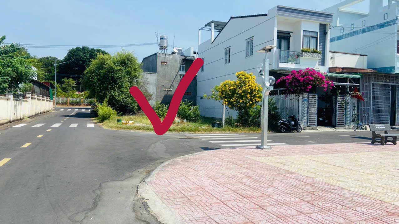 Đất nền Cam Lộc 106m² giá 3 tỷ - Mặt tiền đẹp, kinh doanh thuận lợi!