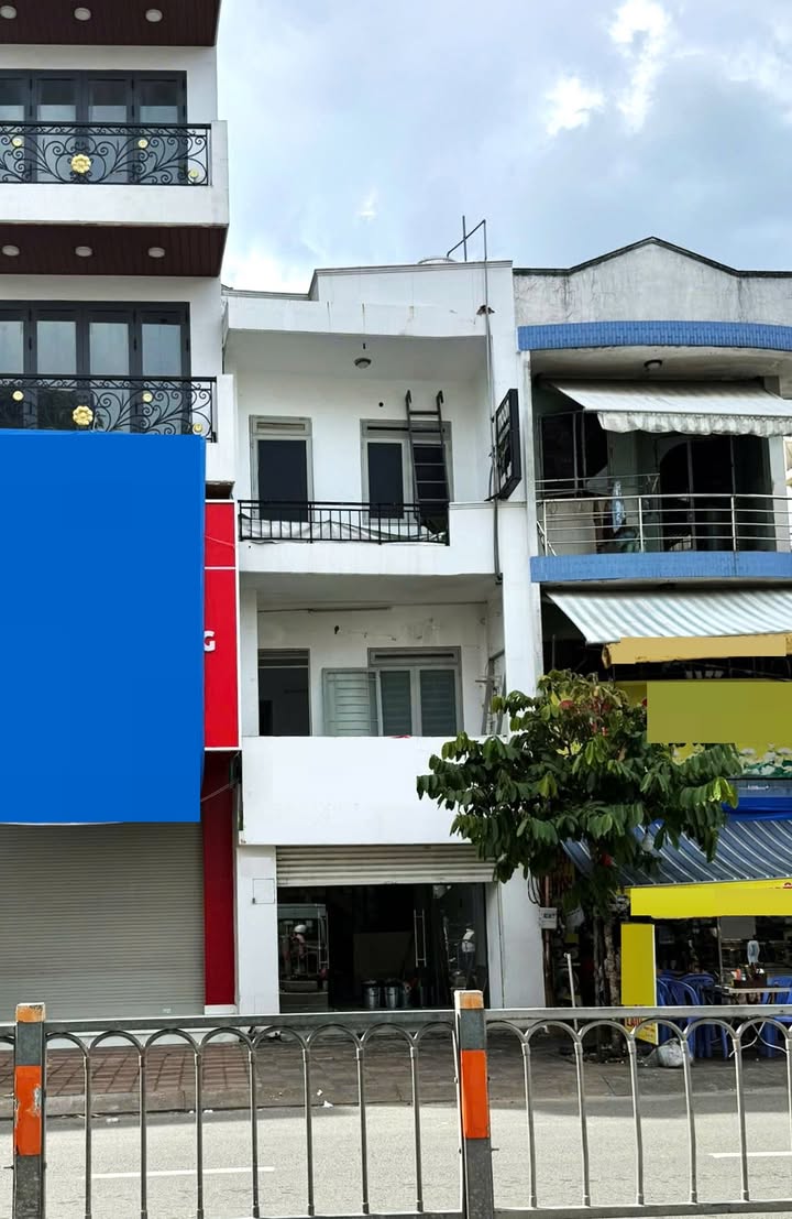 Nhà mặt tiền Nguyễn Thái Sơn, Gò Vấp 40m² giá 25 triệu - Kinh doanh đa ngành nghề!