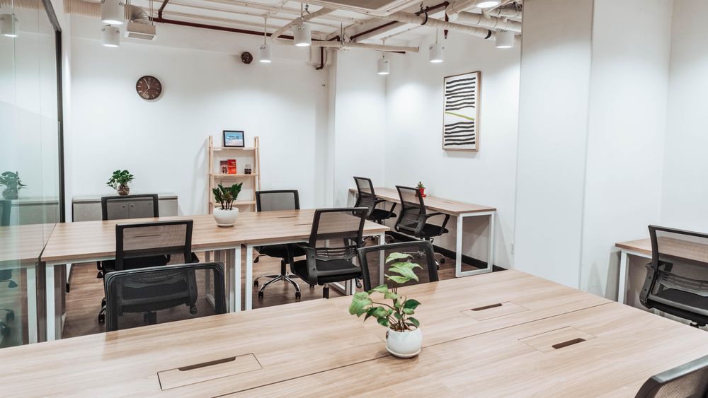 Văn phòng cho thuê Trần Nhân Tông 100m² giá 25 triệu - Mặt tiền rộng, giao thông thuận lợi!