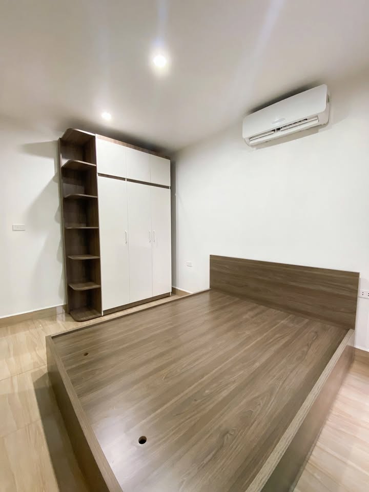 Phòng CCMN 49 Xuân La 35m² - Chính chủ cho thuê, giá thỏa thuận!