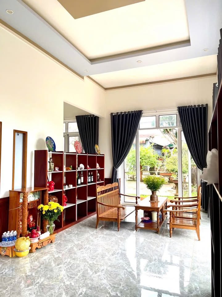 Nhà mặt tiền đường Trần Nhật Duật, Buôn Hồ, 432m² giá 5.6 tỷ - Đầu tư sinh lời!