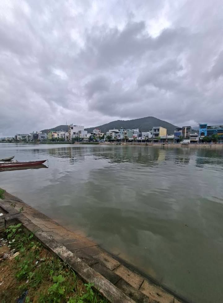 Nhà mặt tiền Hà Thanh 49m² giá 3.85 tỷ - Thiết kế tâm huyết sẵn sàng vào ở!