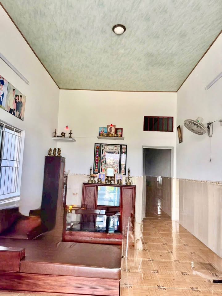 Nhà mặt tiền TĐC Khe Đá, Nhơn Hội 100m² giá 1 tỷ - Gần biển và tiện ích