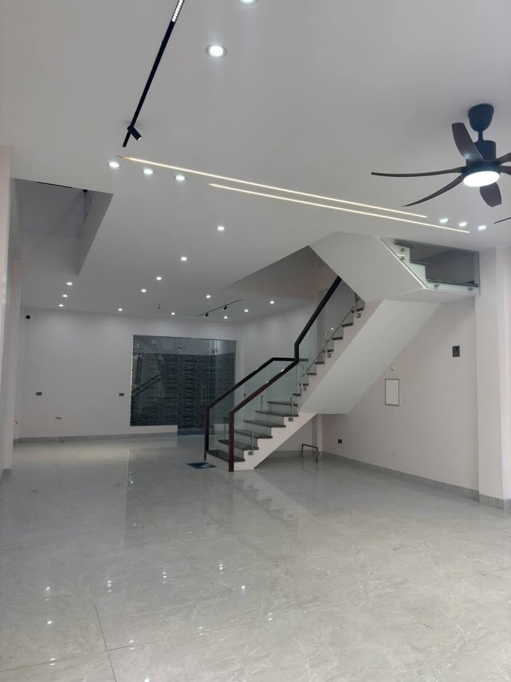 Nhà đẹp Trường Thi, Thanh Hóa 90m² giá 4 tỷ - Đến ở ngay!