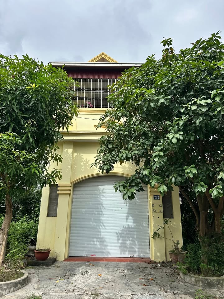 Nhà mặt đường 12m tại chung cư Hoàng Mai, 100m² giá 5 tỷ - Đầu tư sinh lời!