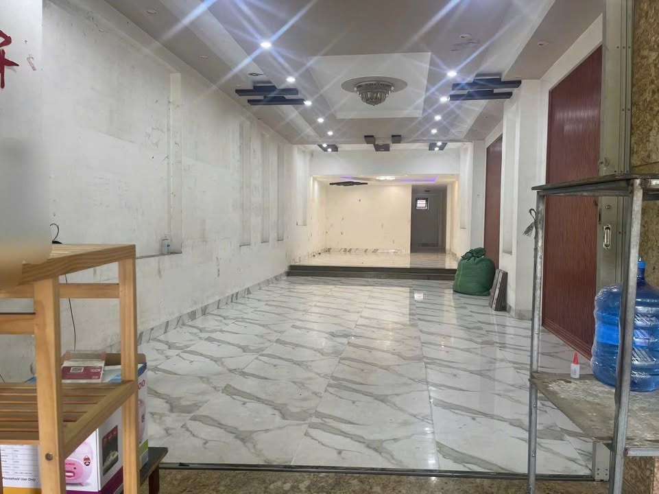 Nhà cấp 4 cho thuê mặt tiền Nguyễn Huy Tưởng 100m² - Vị trí kinh doanh sầm uất!