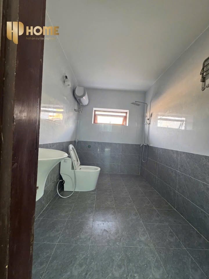 Cho thuê nhà mặt đường Trần Nguyên Hãn 45m² giá 23 triệu - Kinh doanh mọi loại hình!