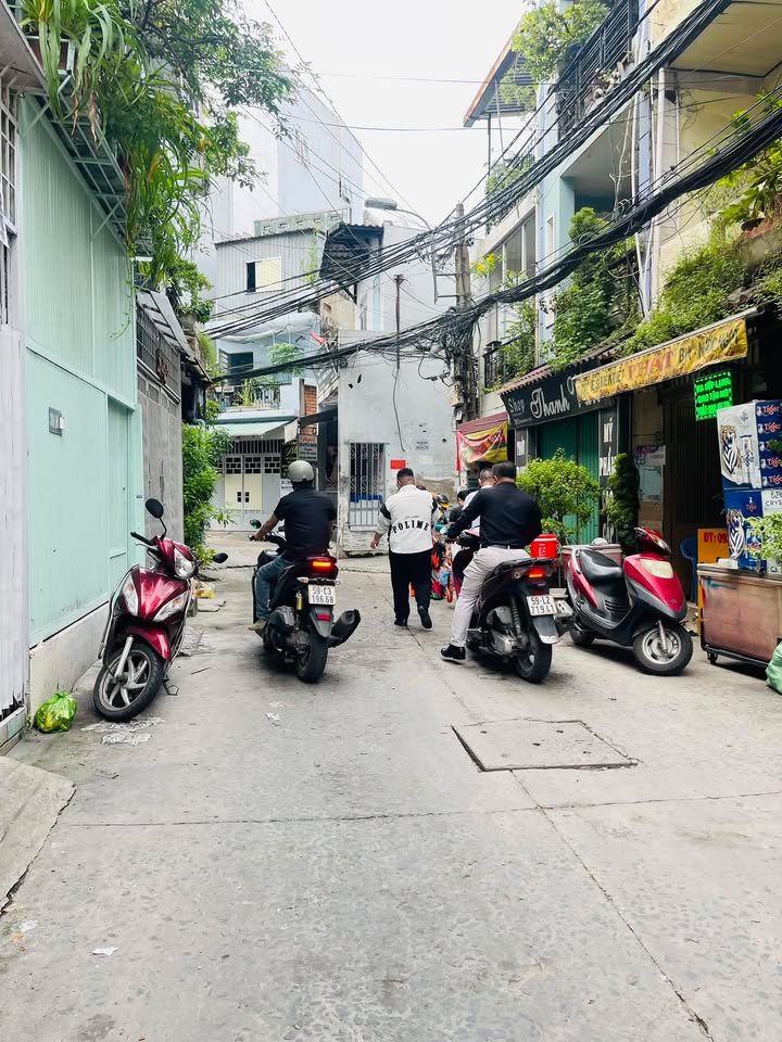 Nhà nguyên căn quận 8 50m² giá 15 triệu - Thích hợp kinh doanh online