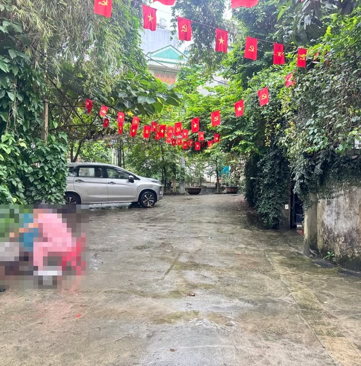 Đất nền Đông Ngạc 91m² giá 13.6 tỷ - Ngõ ô tô đỗ cửa, gần khu đô thị!