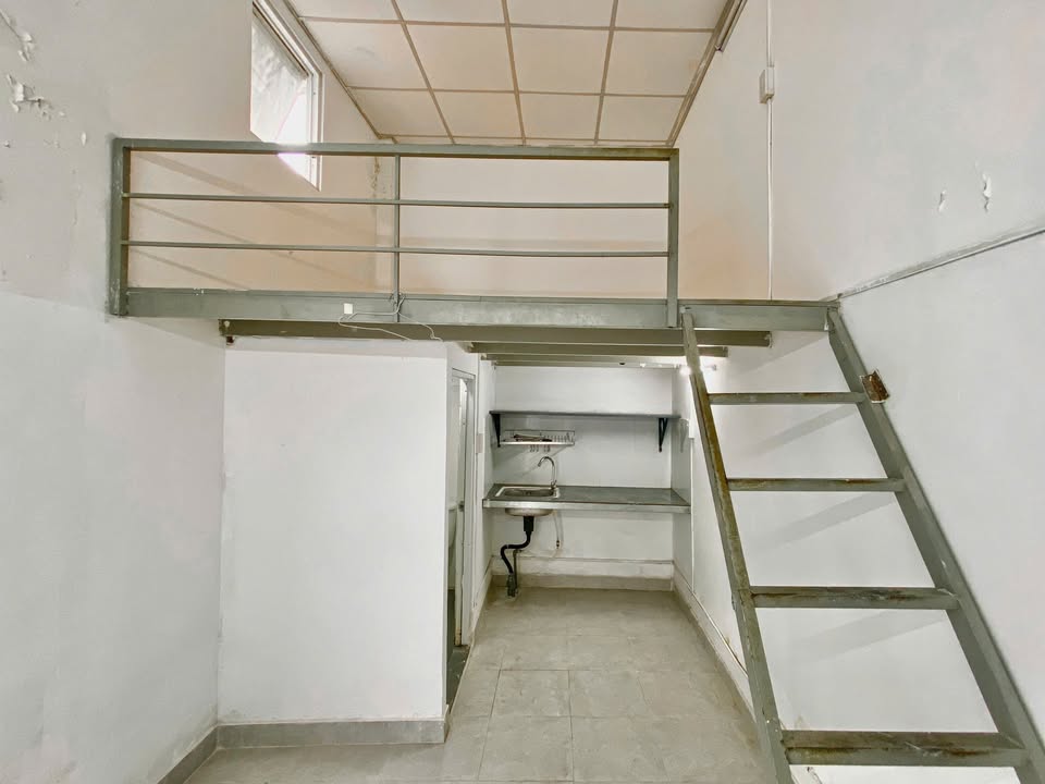 Phòng trọ cho thuê tại Lê Văn Lương, Quận 7 - Giá cả thỏa thuận, tiện nghi đầy đủ!