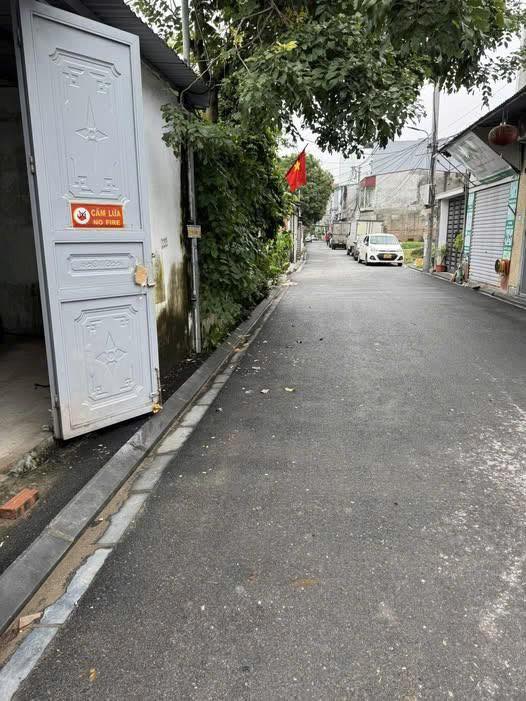 Kho cho thuê 160m² tại Ấp Sáp Mai, Đông Anh - Giá chỉ 4.5 triệu/tháng!