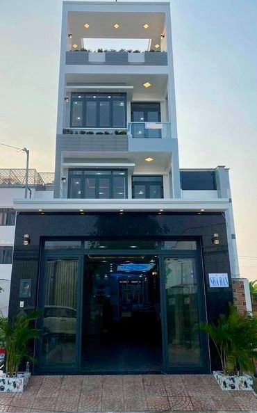 Nhà phố Hiệp Thành quận 12 56m² giá 3.28 tỷ - Nhà mới xây, sẵn sàng vào ở ngay!
