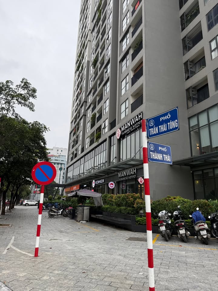 Nhà 3 tầng Trần Thái Tông 68m² giá 15 tỷ - Vị trí trung tâm tiện ích phong phú!