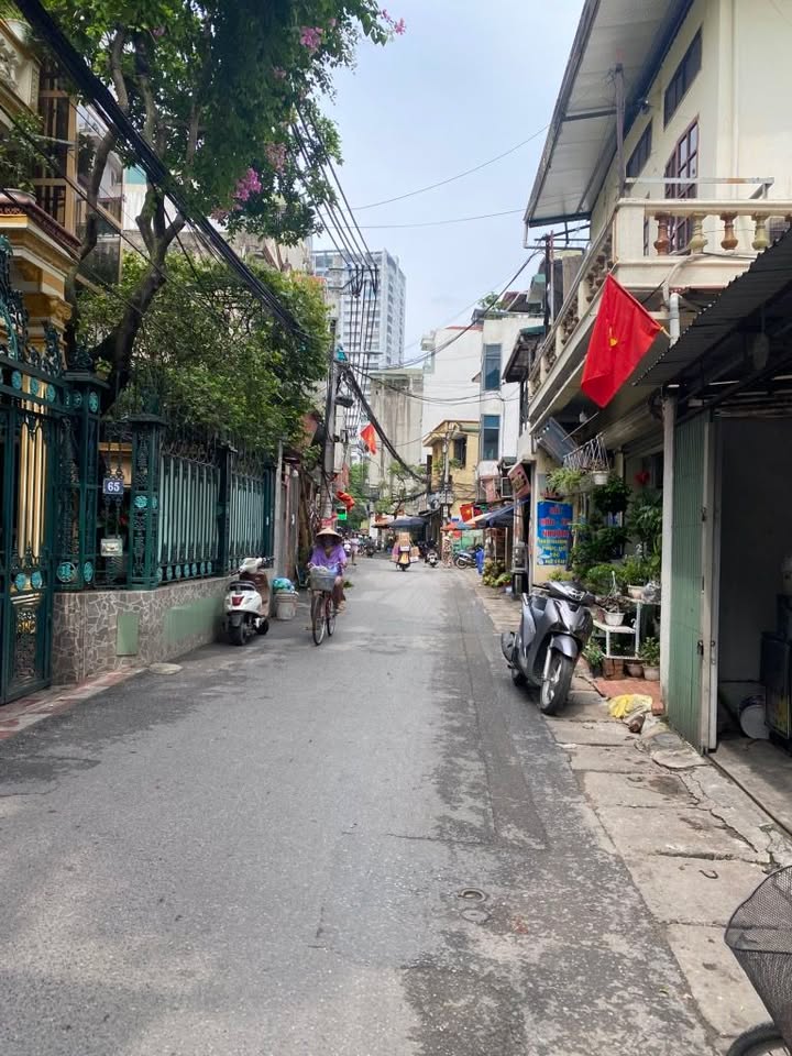 Đất Ngõ 355 Xuân Đỉnh 30m² - Gần Chợ đầu mối, Sổ đỏ chính chủ