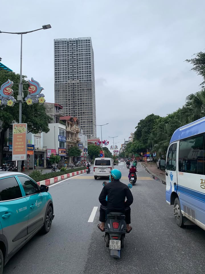 Đất phân lô ô tô tránh Vạn Phúc Hà Đông 52m² giá chỉ 11 tỷ - Đầu tư sinh lời cao!