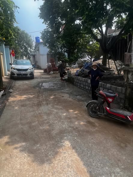 Đất nền đường Trục chính, Chương Dương 82m² giá 4.387 tỷ - Ô tô tránh nhau thuận tiện!