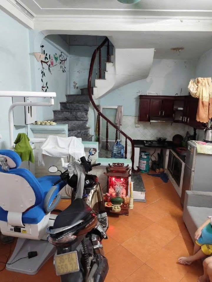 Nhà phố Tân Mai 22m² giá 4.2 tỷ - Ô tô vào gần, sổ chung