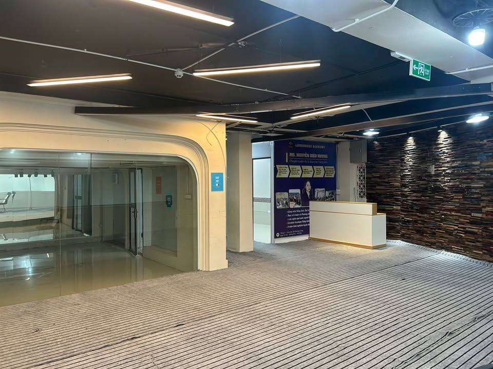 Nhà mặt phố Láng Đống Đa 350m² giá 40 triệu - Vị trí đắc địa, phù hợp nhiều mô hình kinh doanh!