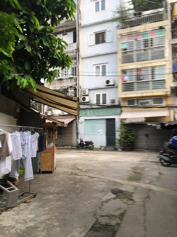 Nhà riêng 47 Thành Thái, Quận 10 - 88m² giá 13.5 tỷ - Tiện xây mới cho thuê CHDV!