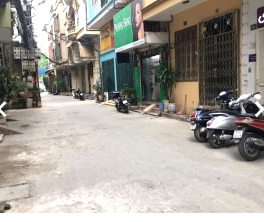 Nhà cho thuê ngõ 218 Tây Sơn, Đống Đa 40m² giá 16 triệu - Ô tô vào tận cửa!