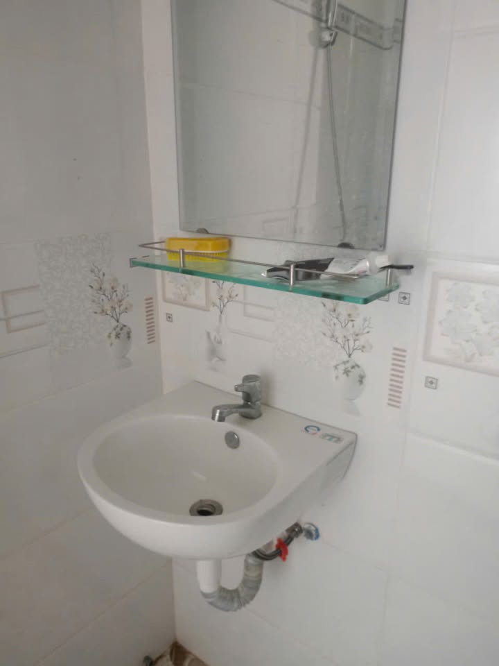 Bán nhà 6 tầng mặt tiền đường Hồng Lĩnh, Nha Trang 93m² - Thang máy tiện lợi!