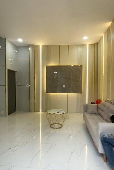 Nhà 2 tầng Hẻm Huỳnh Tấn Phát, Quận 7, 30m² giá 1.4 tỷ - Chính chủ cần bán gấp!