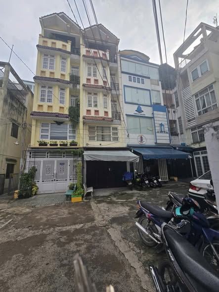 Biệt thự hẻm 15m Phan Xích Long quận Phú Nhuận 40m² giá 8.7 tỷ - Thiết kế hiện đại, sẵn sàng vào ở!