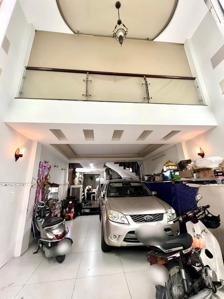 Nhà Mặt Tiền Đường Lê Thúc Hoạch, 80m², Giá 10 tỷ - Đầu Tư Sinh Lời!